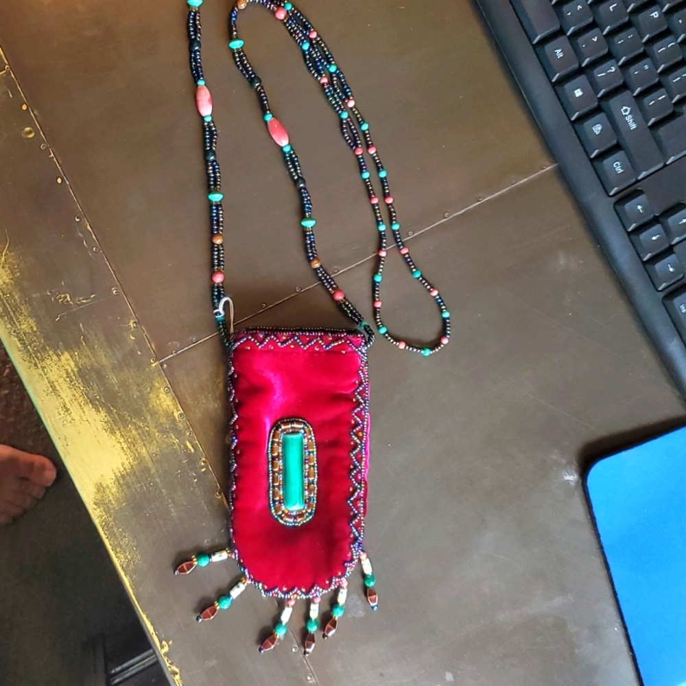 NEW Hand Beaded / Hand Crafted cute satchel.